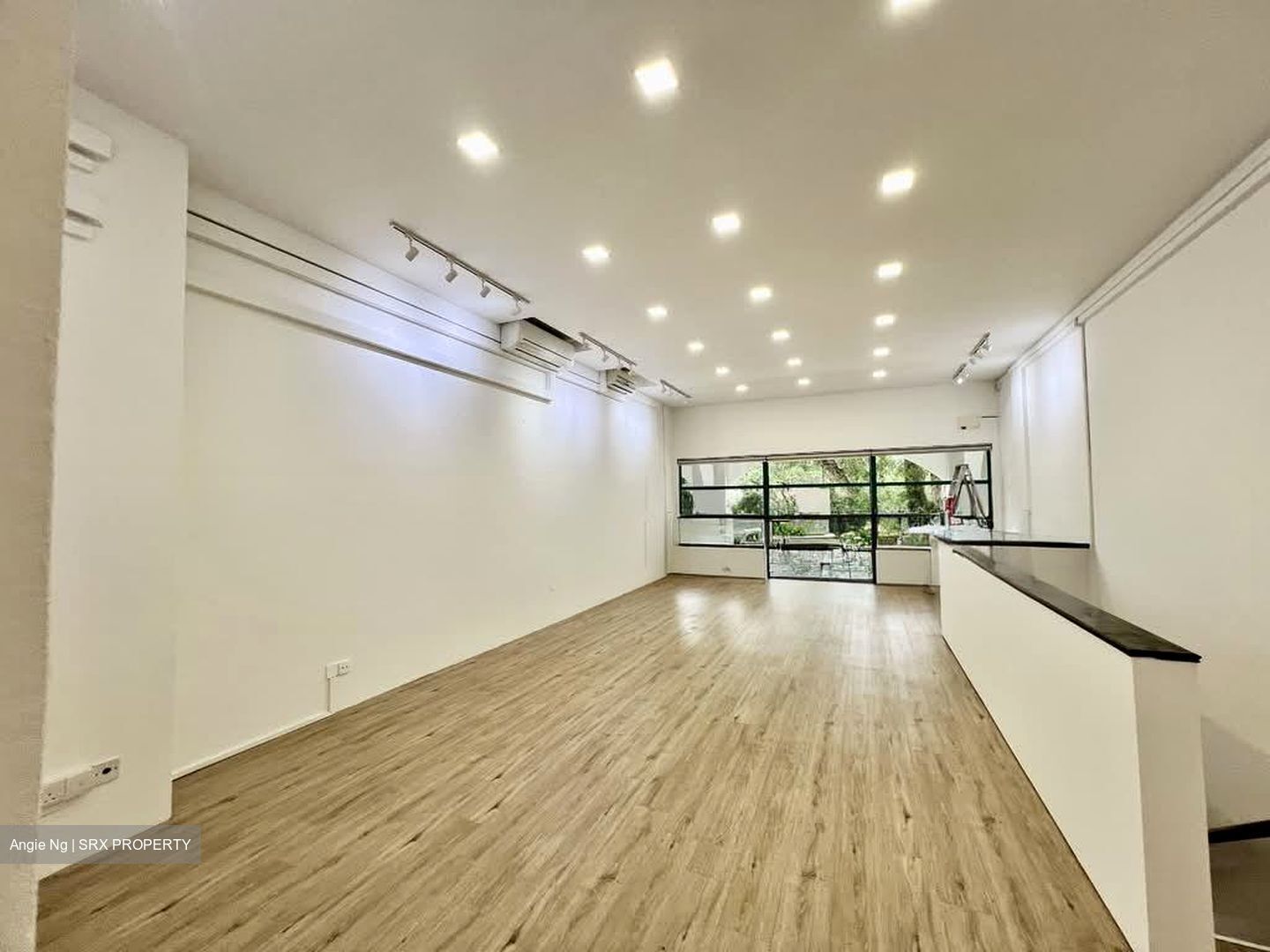 King's Arcade (D10), Office #560991901